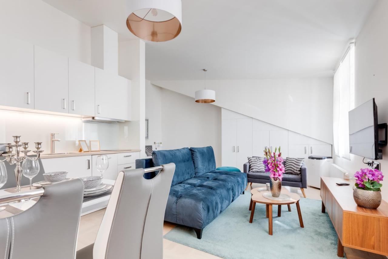 Royal Residence Apartments In The Heart Of Praha Exteriér fotografie