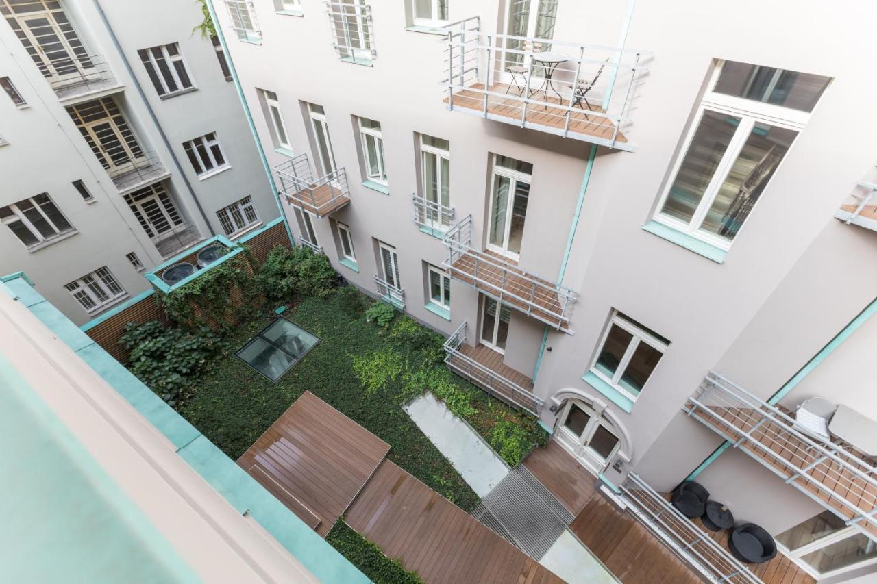 Royal Residence Apartments In The Heart Of Praha Exteriér fotografie
